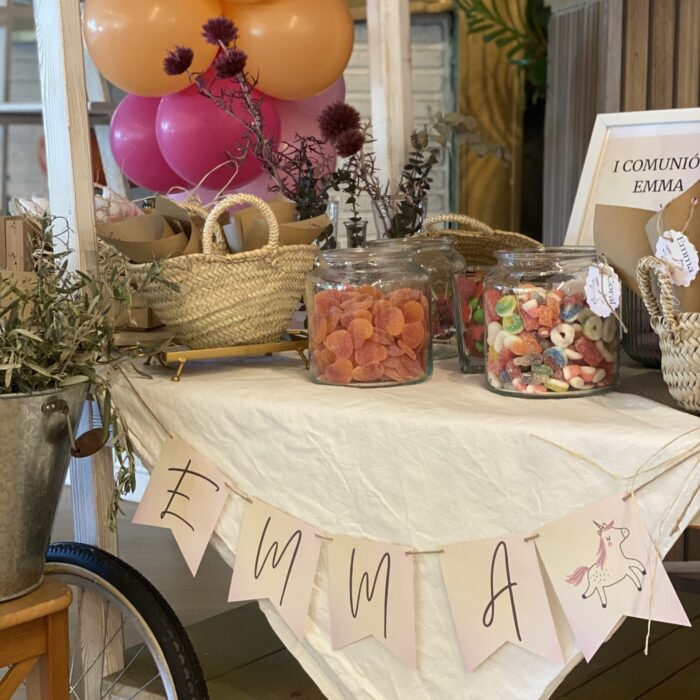 decoración con globos para bautizos y comuniones