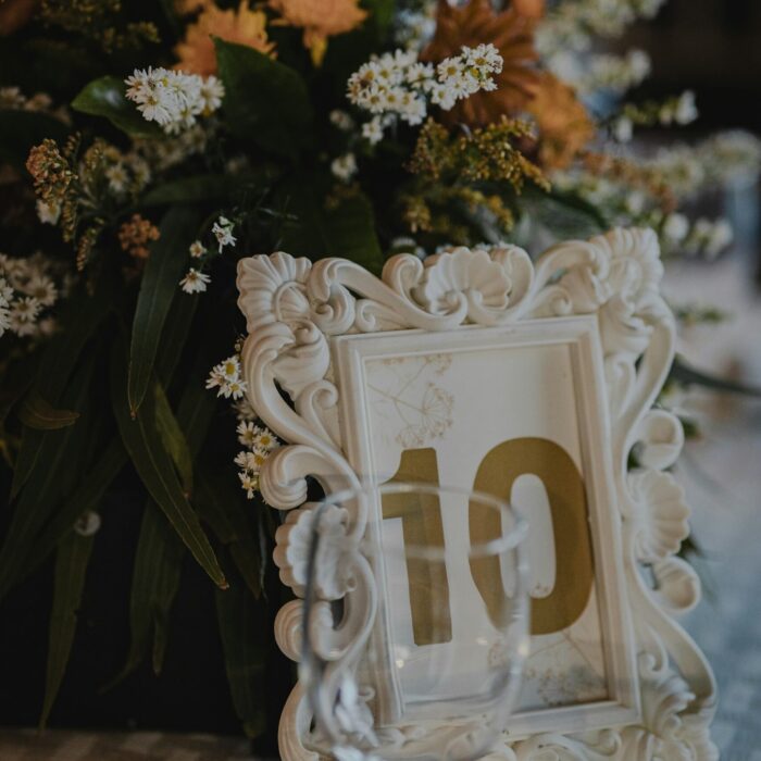 frames-for-your-heart-7U5bFsHPUz4-unsplash
